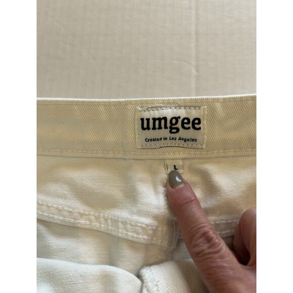 UMGEE Sz Large White Denim Mini Skirt Floral Embroidered Birds Boho Raw Hem Fall - Picture 9 of 13